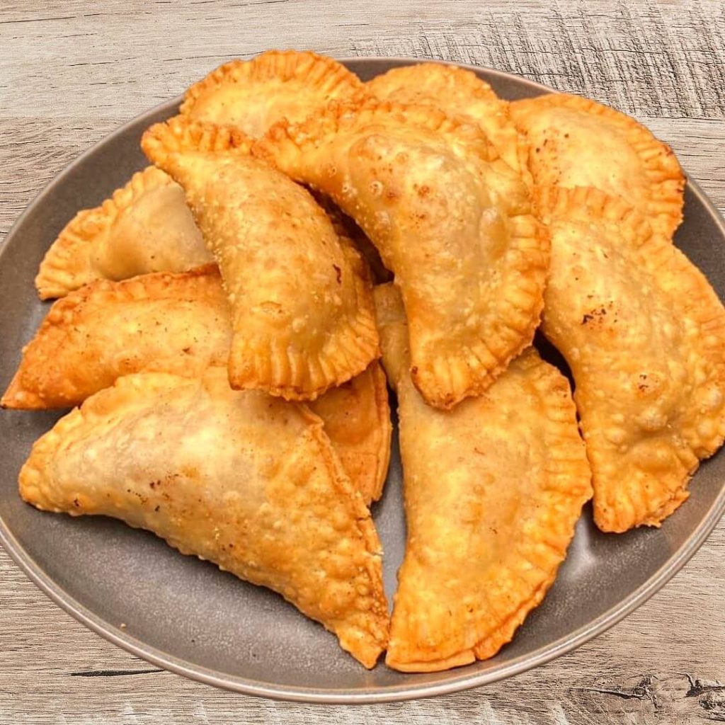 Crunchy Goodness Delicious and Easy Air Fryer Empanadas in Just 23 Mins