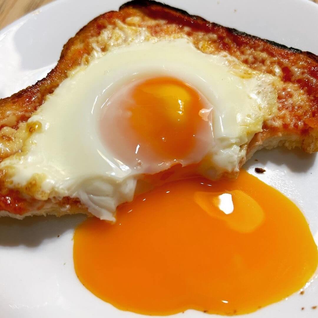 Easy breakfast air fryer egg on toast with 3 ingredients Air Fryer